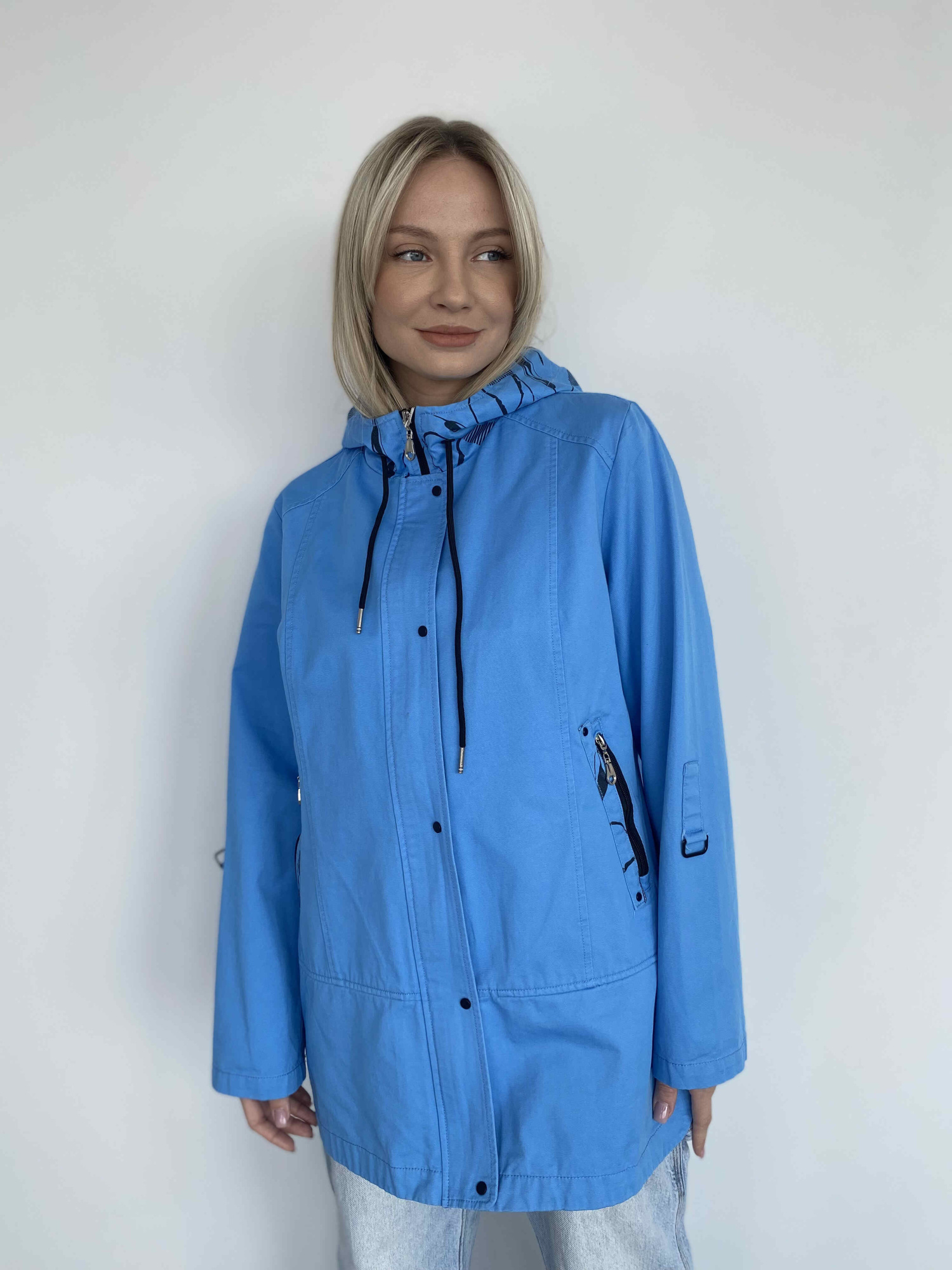Женская ветровка из 100% дышащего хлопка на молнии, капюшон, голубой
