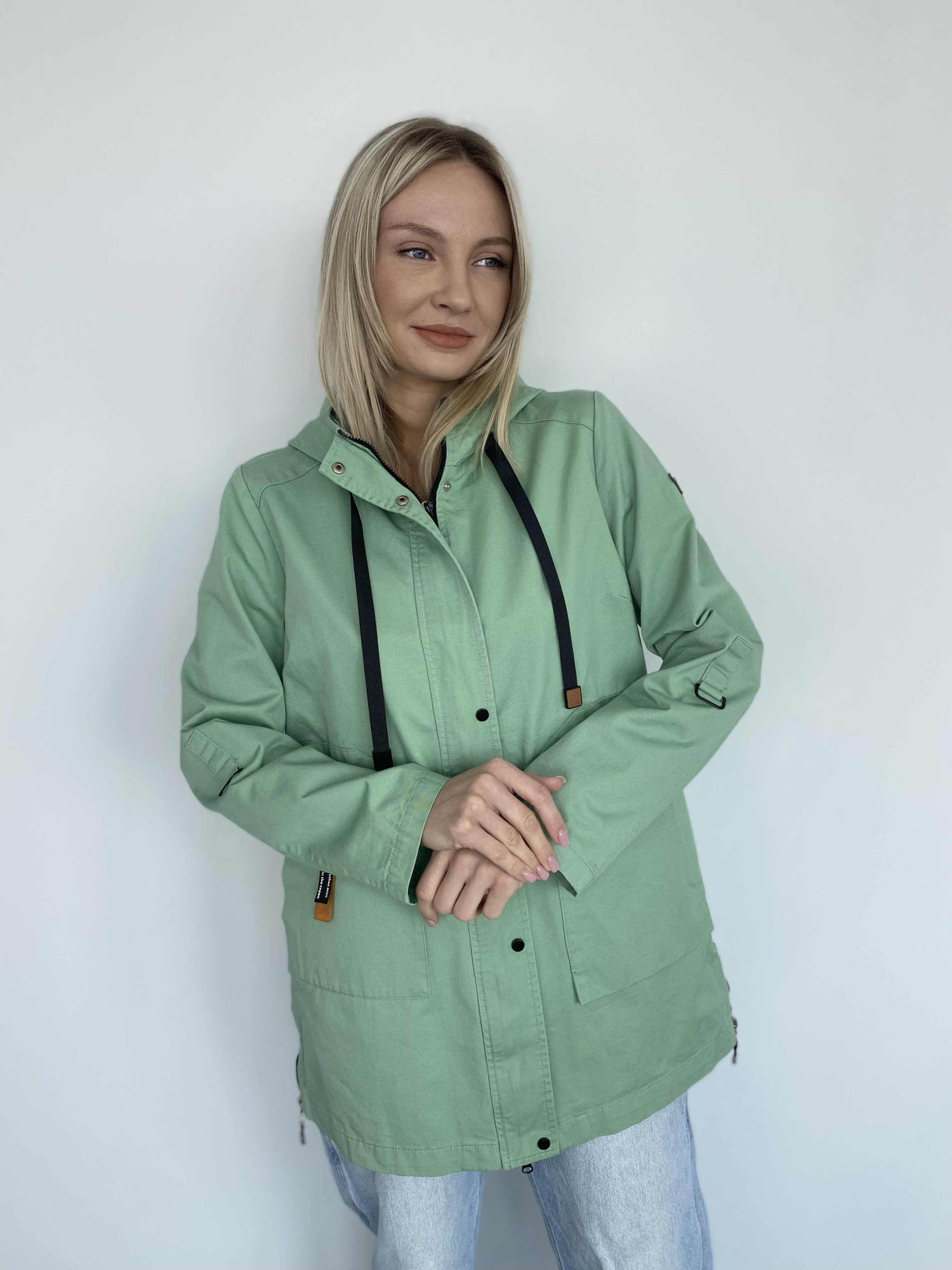 Стильная женская ветровка из 100% дышащего хлопка на молнии, с капюшоном, мята