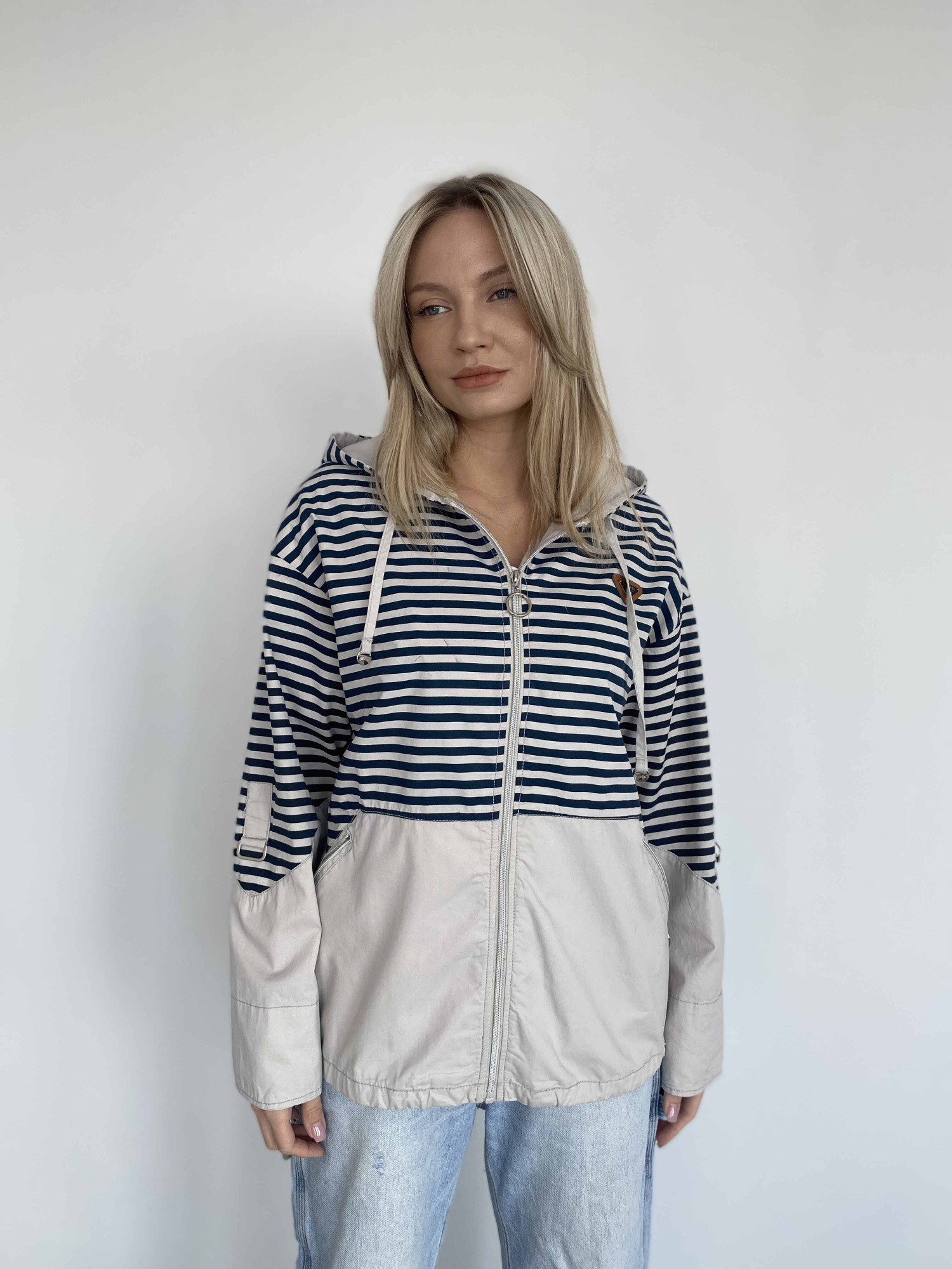 Женская ветровка из 100% дышащего хлопка на молнии, с капюшоном, серый